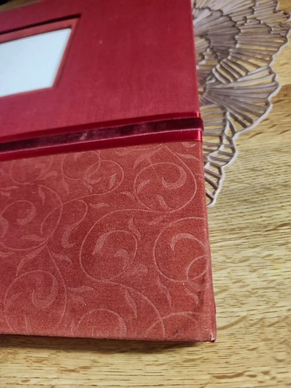 New Seasons Scrapbook Christmas Theme Red Textured Cover 12x12